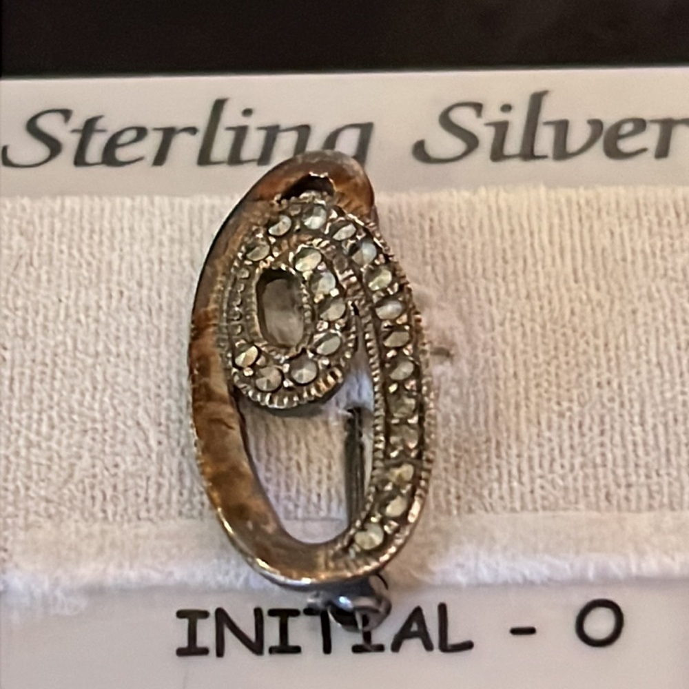 Vintage Sterling Silver & hematite 925 letter O brooch or pin NWT